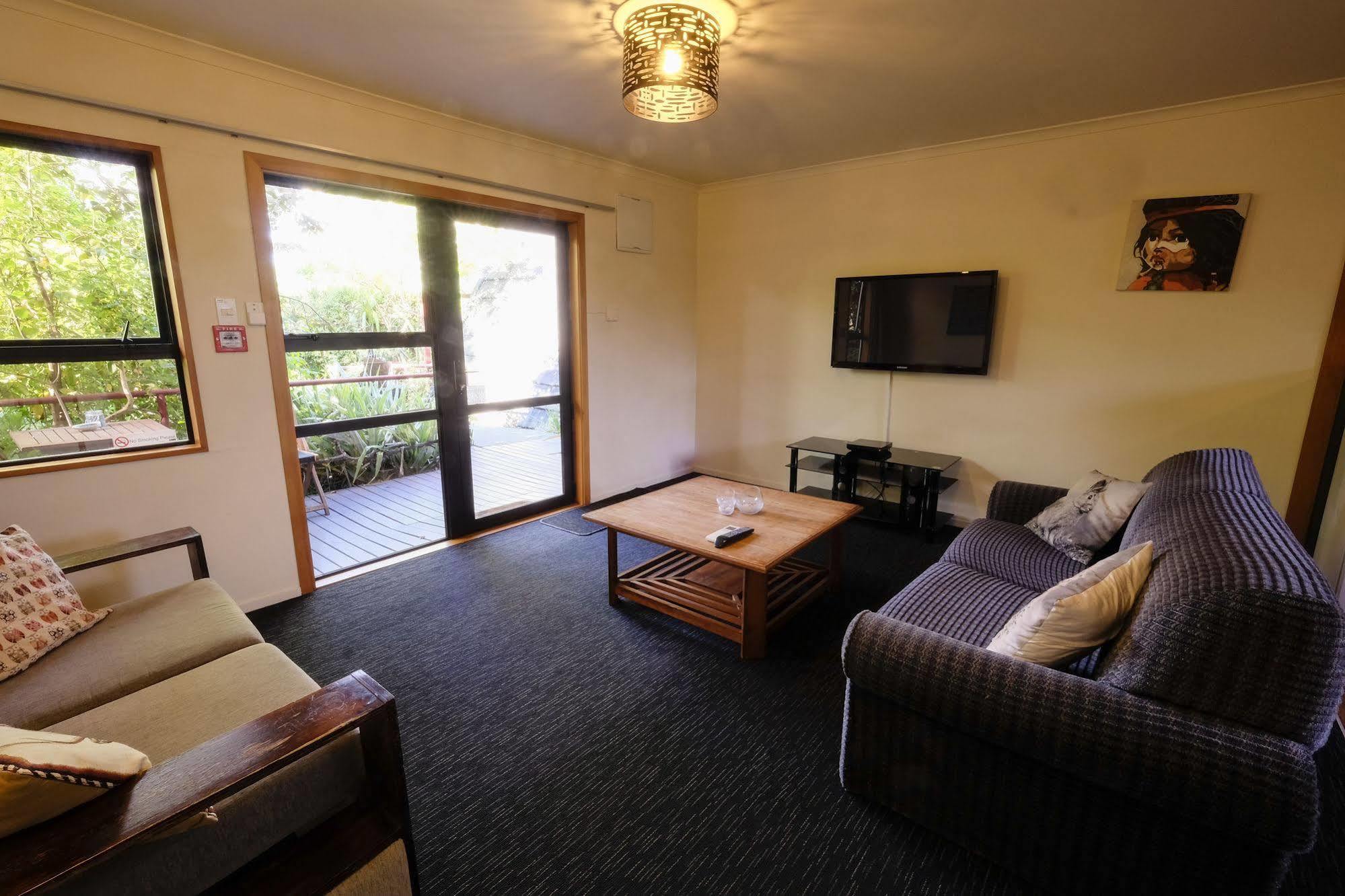 Haka Lodge Christchurch Esterno foto