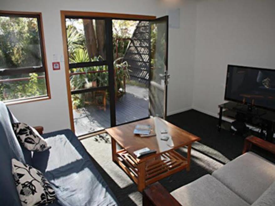 Haka Lodge Christchurch Esterno foto